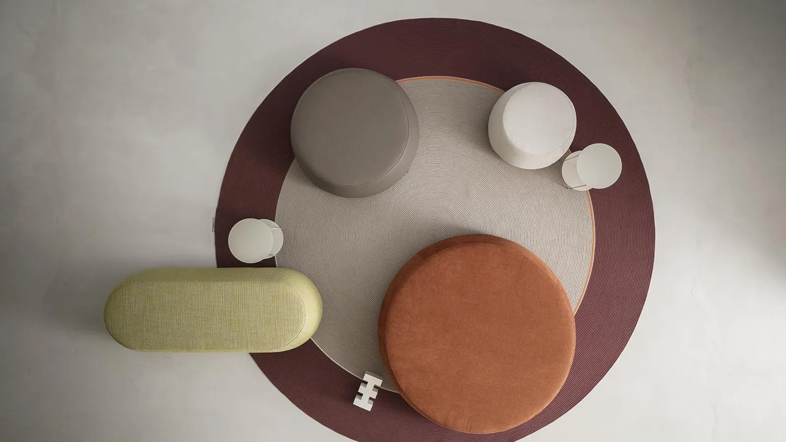 Pouf Denny in tessuto o ecopelle di Alf Da Frè