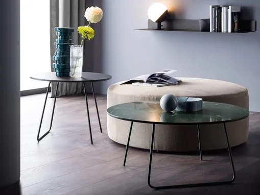Tavolino rotondo in marmo Orbis di Novamobili