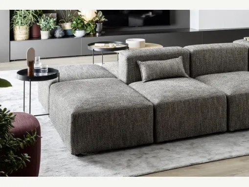 Pouf Avenue in tessuto imbottito di Novamobili