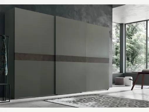 Armadio Dolly DB114 in laccato Verde Palude opaco ed inserto striscia ecopelle gold 05 di Maronese Acf