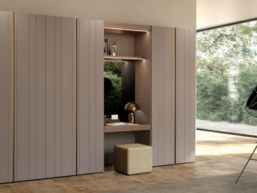 Armadio con ante battenti Sketch di Presotto