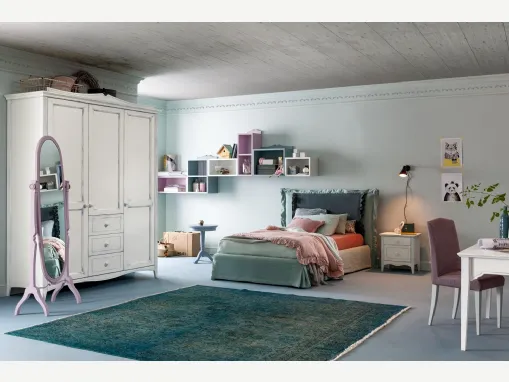 Cameretta per bambine stile shabby in legno con armadio, specchiera e scrivania Romantic Calipso di Callesella