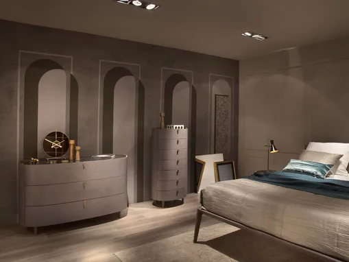 Gruppo Notte in rovere Kalè di Olivieri