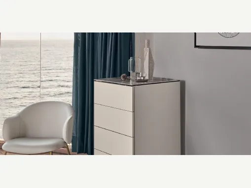 Settimanale Universal in laccato opaco di Calligaris