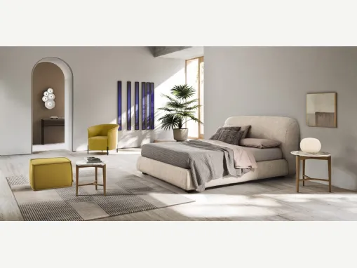 Letto in tessuto con testiera morbida e voluminosa Noa di Calligaris