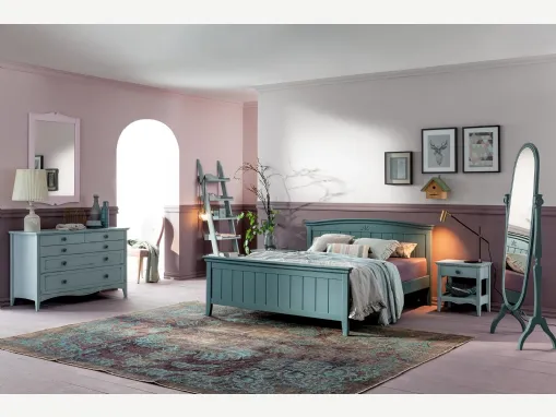 Letto in legno laccato color carta da zucchero Romanza di Callesella