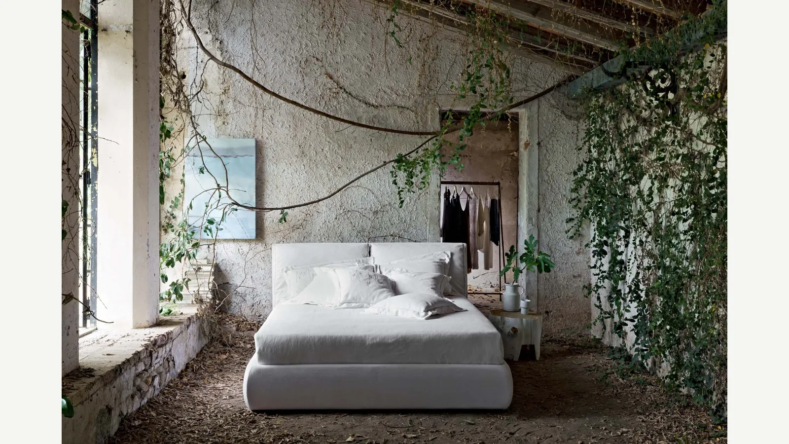 Letto con testiera Gipsy di Veneran