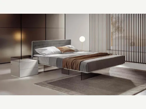 Letto imbottito Slim di Veneran