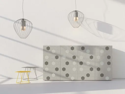 Madia Bassorilievo 32 di Voltan