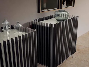 Madia Kengo in laccato opaco di Presotto