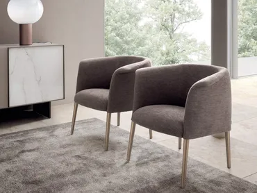 Poltroncina Milo in tessuto imbottito di Presotto