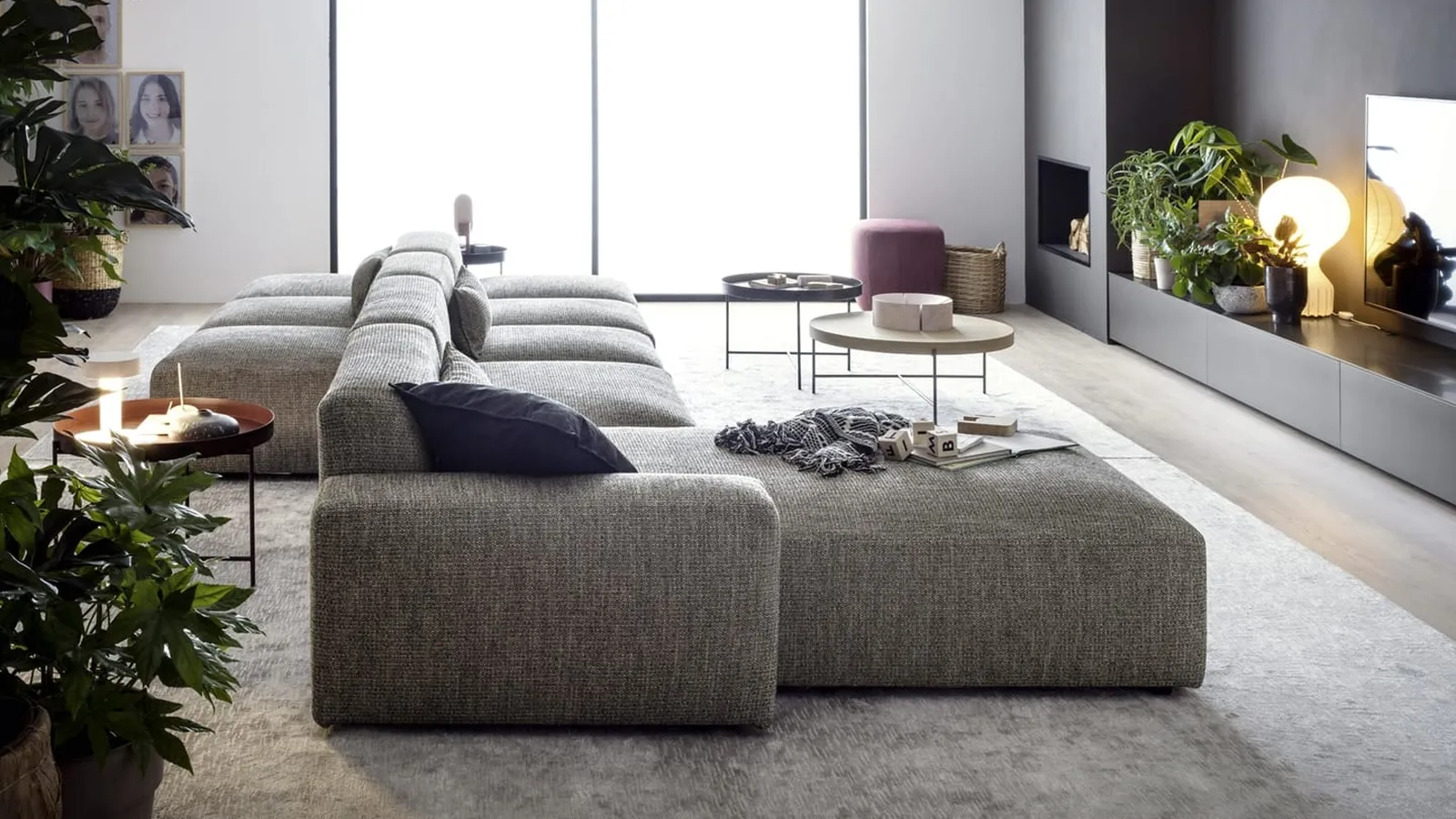 Divano con penisole Avenue di Novamobili