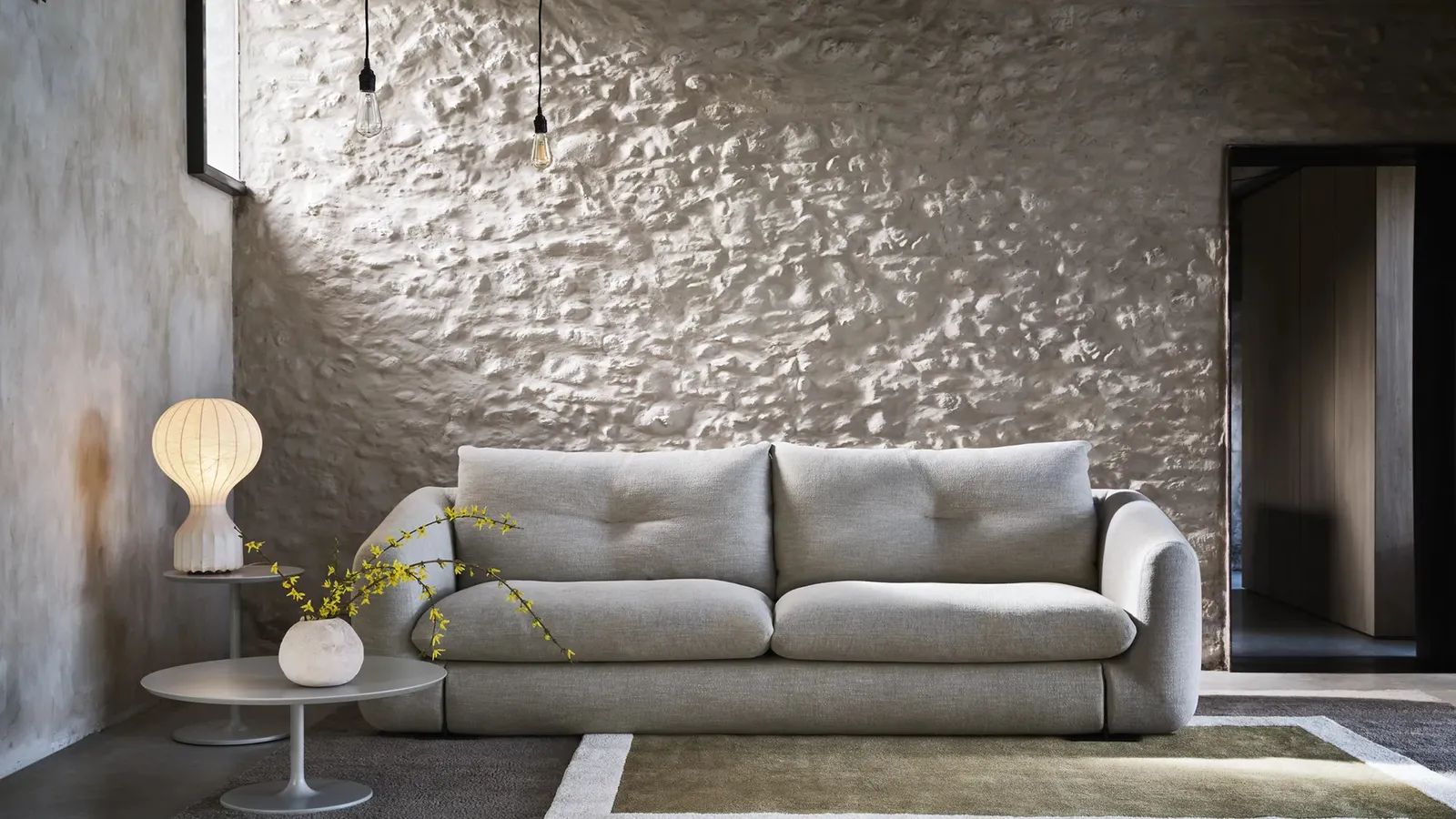 Divano lineare Kumo di Twils