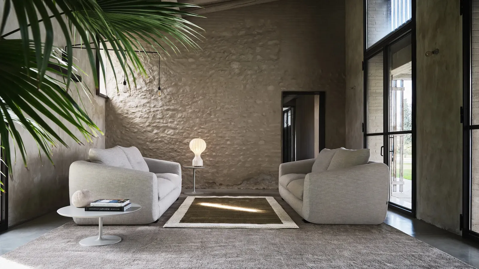 Divano lineare Kumo di Twils