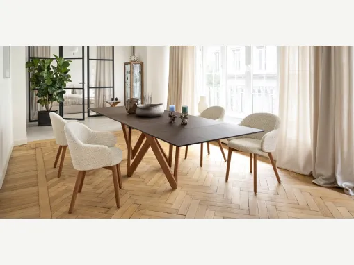 Sedia Holly Fab in tessuto e legno massello di Calligaris