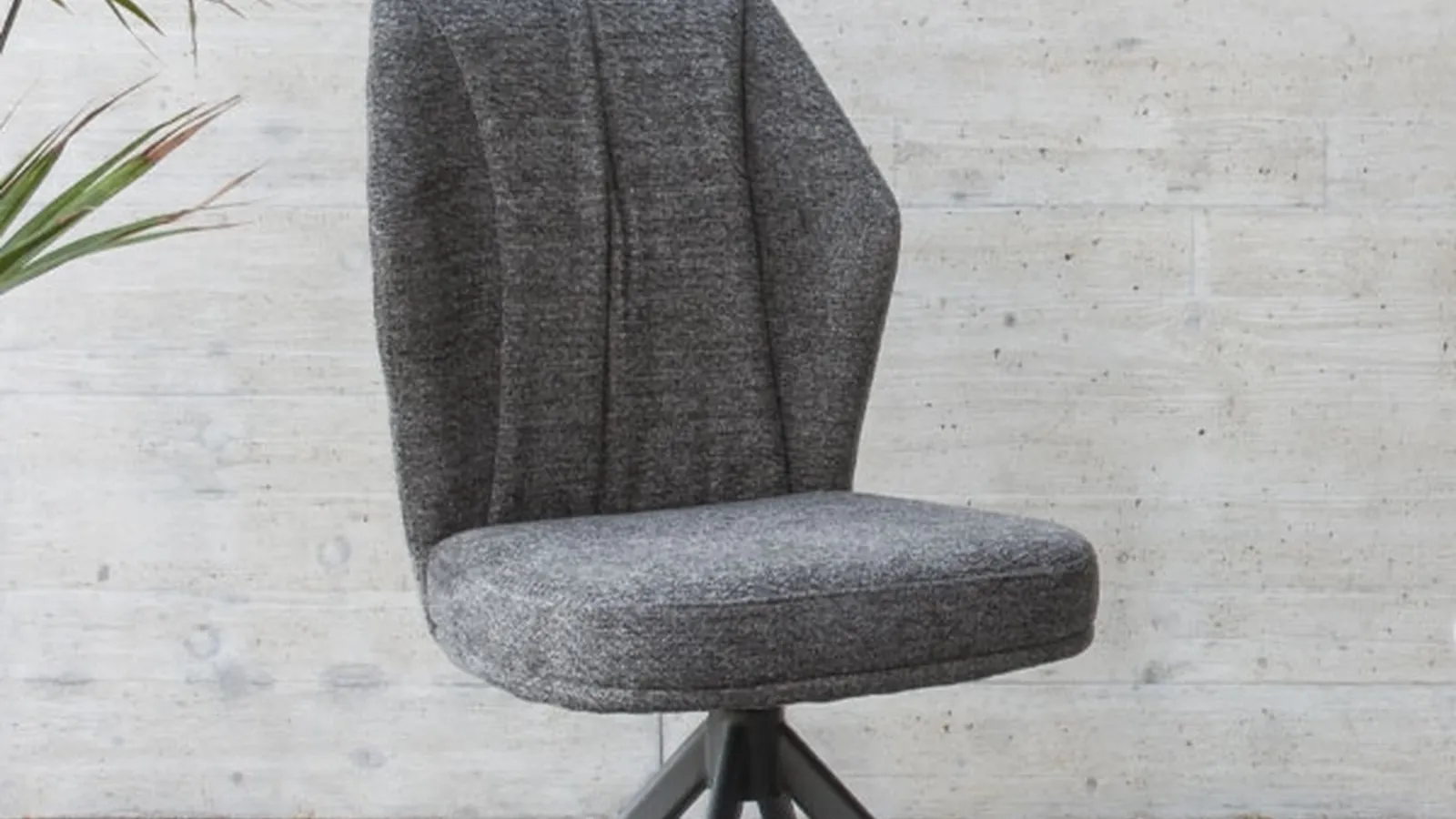 Sedia Mirabel in tessuto imbottito di Altacom