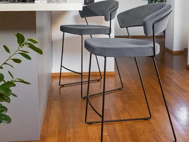 Sgabello in tessuto New York di Connubia