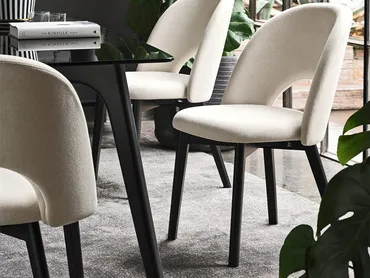 Sedia Tuka Mid Hole di Connubia