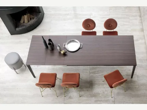 Tavolo allungabile Echo IN con top in melaminico effetto legno di Bontempi
