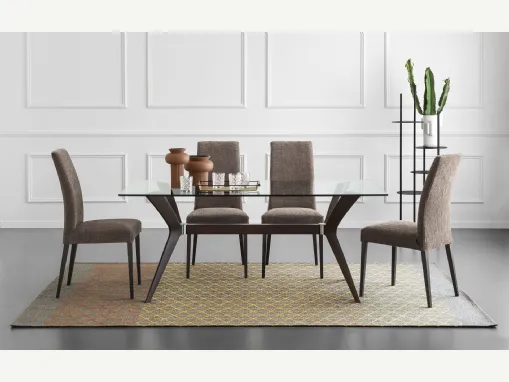 Tavolo con piano in vetro e struttura in legno massello Tokyo di Calligaris