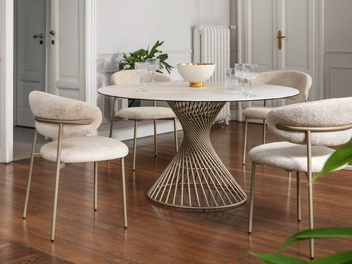 Tavolo rotondo in ceramica Vortex di Calligaris